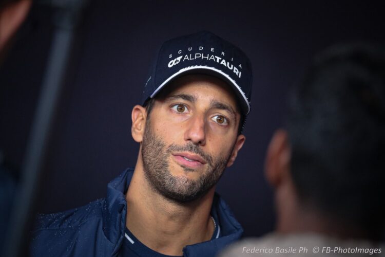 F1: Ricciardo aims blame for career slump at McLaren