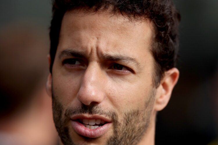 F1: Ricciardo to miss one or two more races