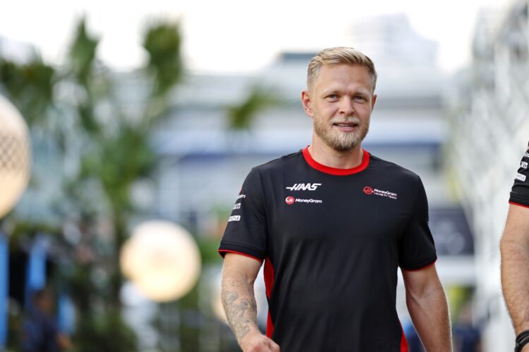 F1: Magnussen not expecting miracle with B-Spec car