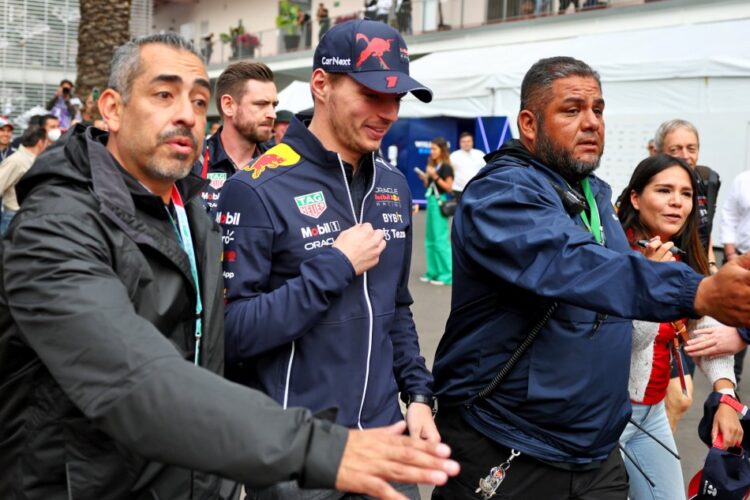 F1: Verstappen protected by bodyguards as 400,000 expected