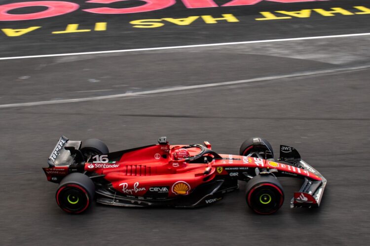 F1: Leclerc wins exciting pole for Mexico City GP  (Update)