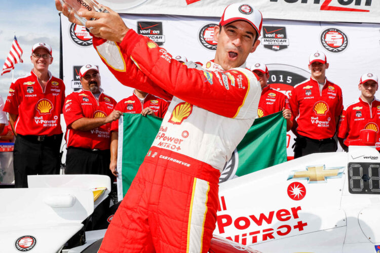 Castroneves storms to IndyCar pole at Pocono