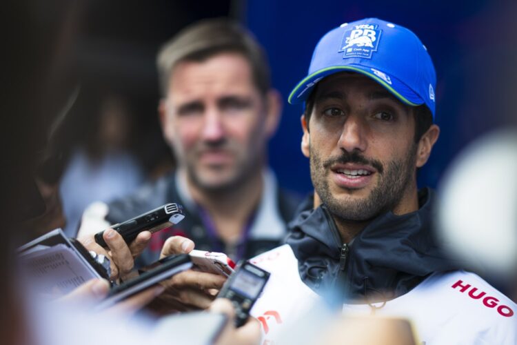 F1 Rumor: Ricciardo in talks with Williams as career is on the line
