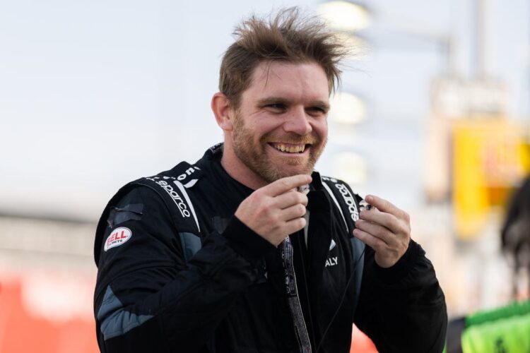 IndyCar: Conor Daly to Replace Jack Harvey in One Step 250