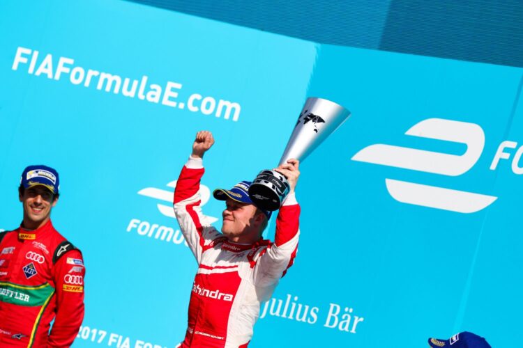 Rosenqvist takes first Formula E win