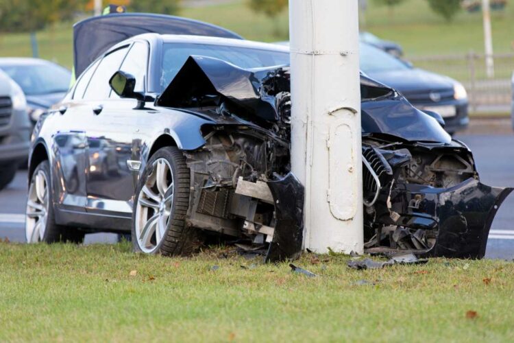 Automotive: 5 Common Reasons Behind Car Crashes