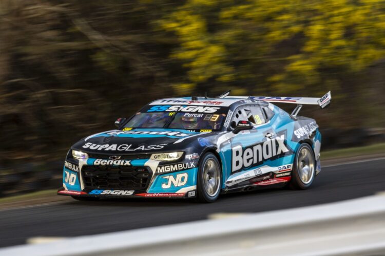 Supercars: Nick Percat upstages the field with Sat. win in Tasmania