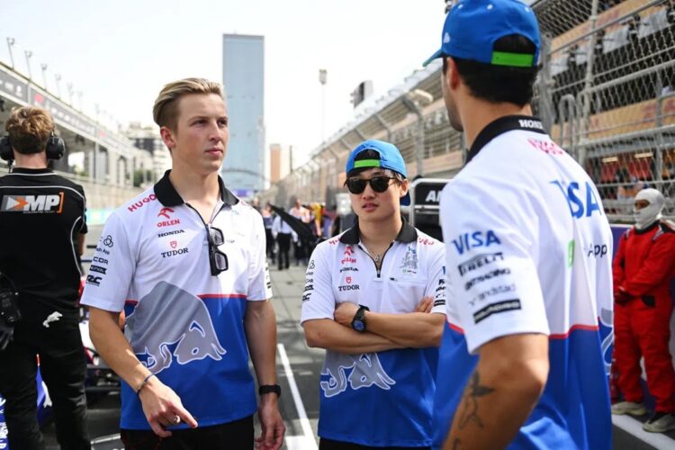 F1 Rumor: Lawson, Tsunoda in head-to-head to replace Perez  (Update)