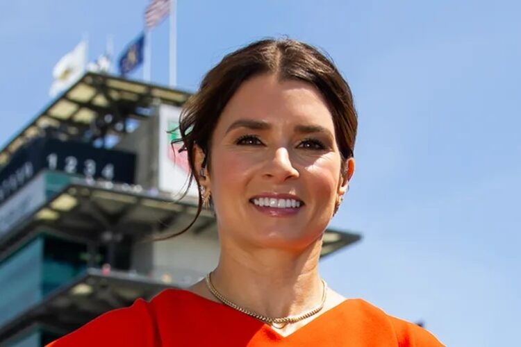 F1 News: Danica Patrick explains why she backs Donald Trump  (Update)