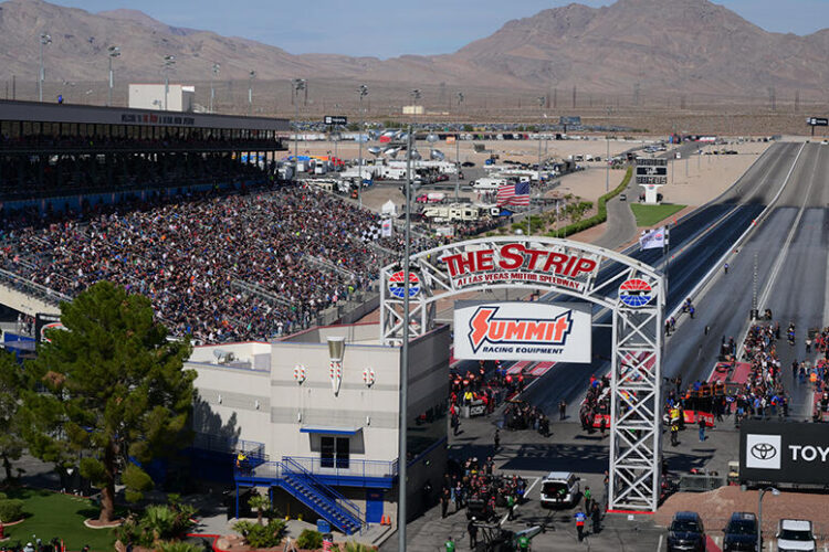 NHRA News: Las Vegas finals to run Monday