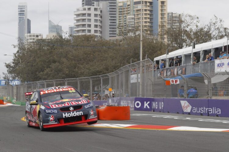 Whincup clocks fastest ever lap time on the Gold Coast during practice