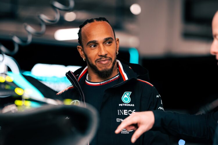 F1 News: Hamilton admits to Mercedes quit thoughts after Brazil