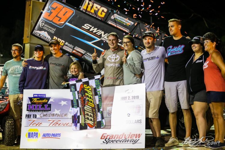 Bell wins sprint car race in Grandview