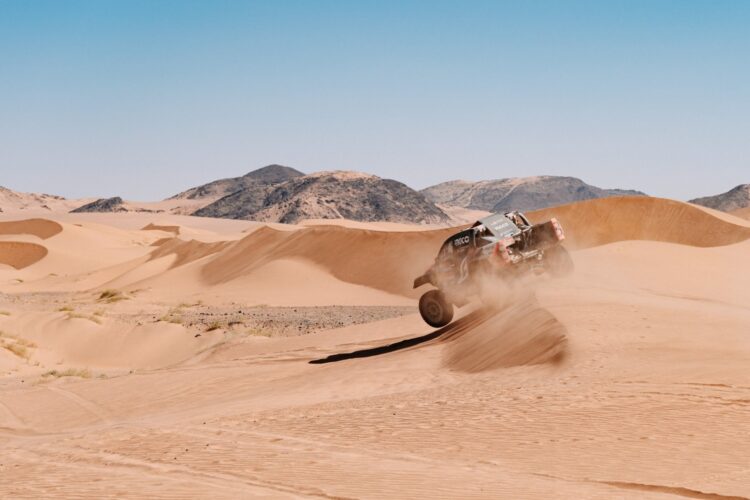 Dakar Rally Stage 3: Variawa wins in cars, Santolino on Bikes