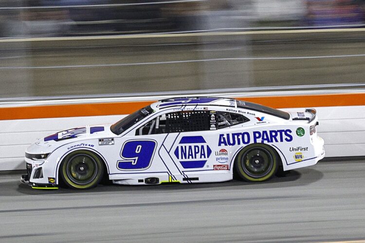 NASCAR: Elliott wins Cook Out Clash at Bowman Gray from pole