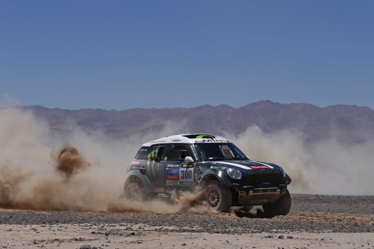 Dakar Day 12: Stephane Peterhansel reclaims lead