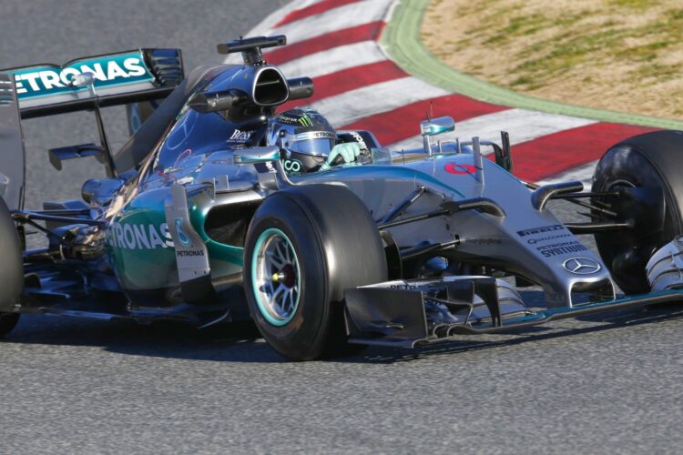 Yawn…Mercedes run 1-2 in opening Australian GP practice