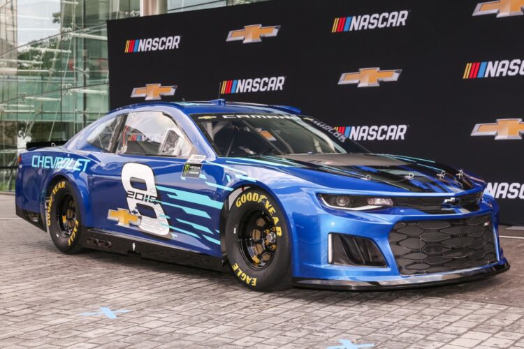 Chevrolet Unveils 2018 Camaro ZL1 NASCAR Cup Race Car