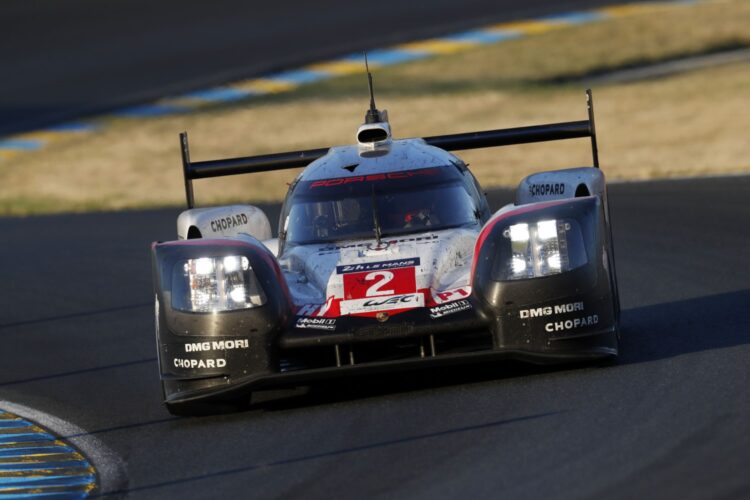 Porsche survives to win 24 Hours of LeMans