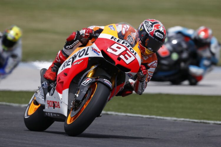 Marquez thunders to Indy pole with record breaking lap