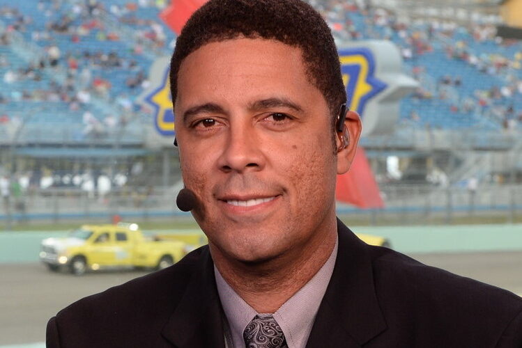 Brad Daugherty to Remain with ESPN as NBA and College Basketball Analyst