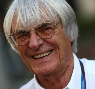 Ecclestone smiles, jokes as bribery trial begins