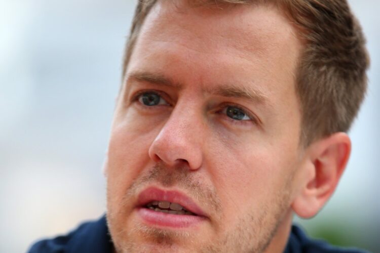 Rosberg has chance to win 2014 title – Vettel