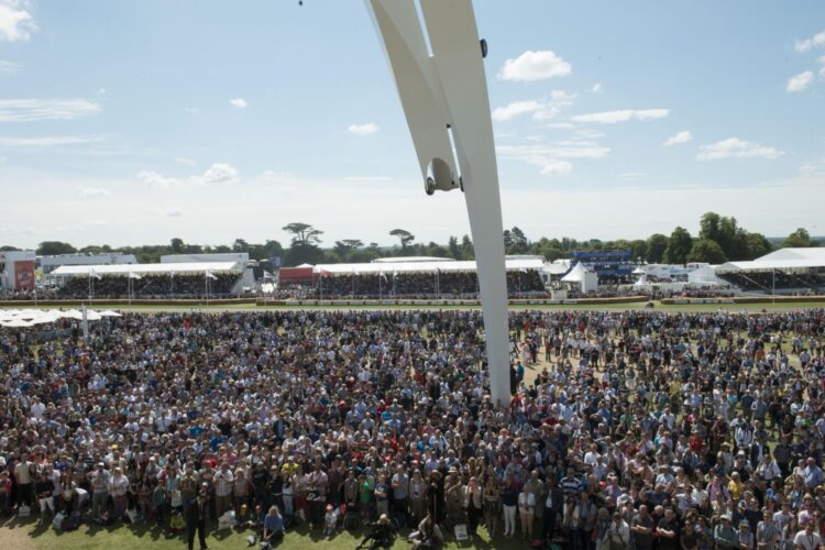 Record crowd of 200,000 for Goodwood