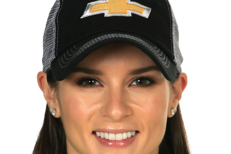 Stewart-Haas crew chief swap doesn’t pay off for Danica Patrick