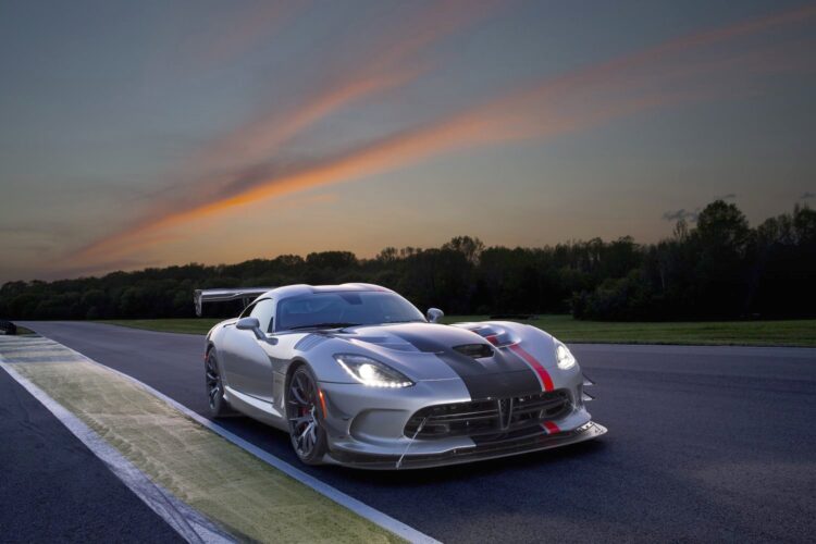 Dodge Opens Order Banks For New 2016 Dodge Viper ACR