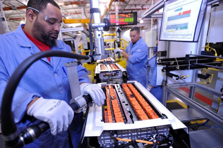 Ford Accelerates Expansion Of Electrified Vehicle Battery Research And Development