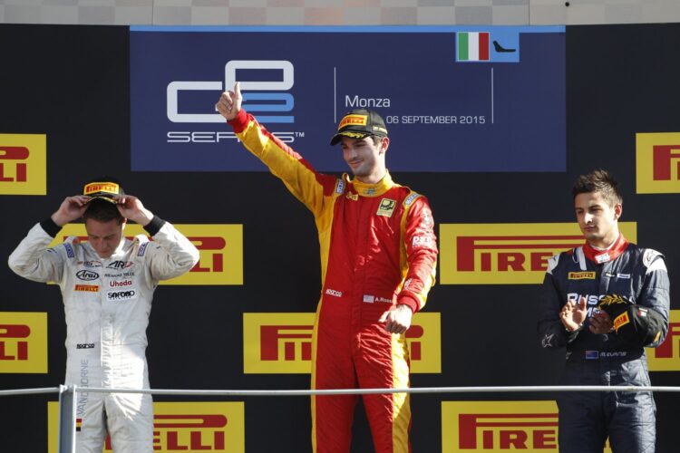 Alexander Rossi takes consecutive win in epic Italian Feature Race