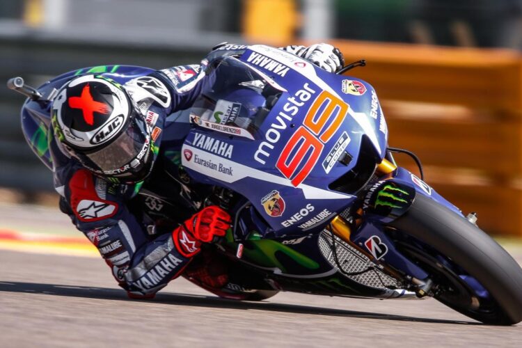 Lorenzo takes a bite out of Rossi’s lead