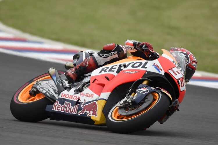 Marquez eases to pole in Argentina