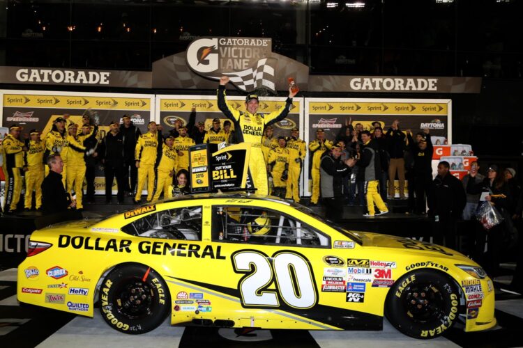 Matt Kenseth Wins Sprint Unlimited at Daytona