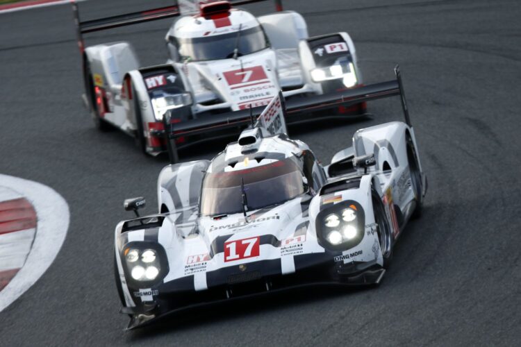 Porsche sweeps front row in Fuji