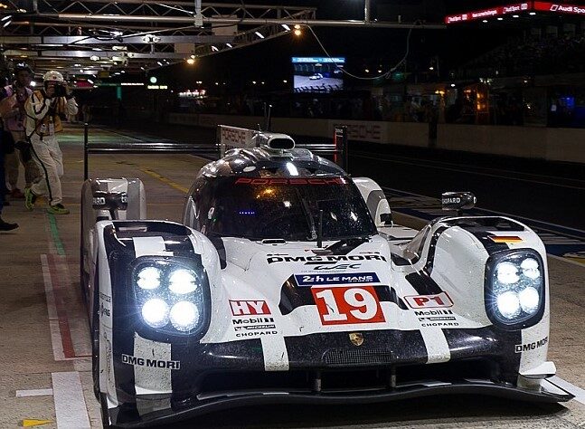 LeMans Hour 18: Porsche 1-2 at 3/4 mark