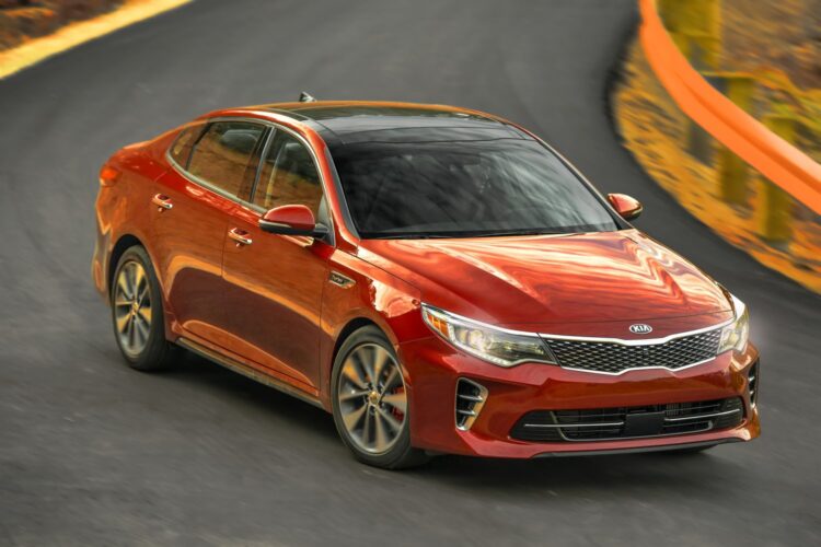 We drive the Kia Optima LX 1.6 turbo