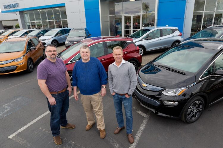 Chevrolet Delivers First Bolt EVs to Customers