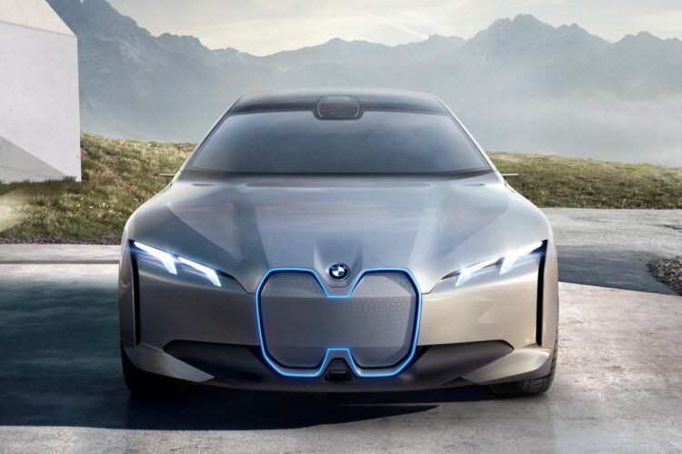 BMW unveils iVision