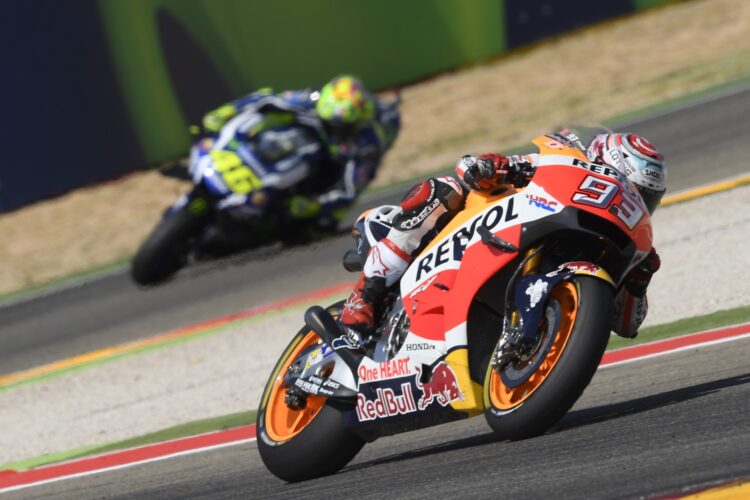 Marquez bites back at Aragon