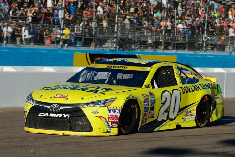 Kenseth’s race win and championship hopes evaporate in late accident