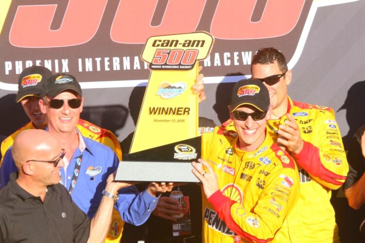 Joey Logano Wins at Phoenix to Advance in the Chase