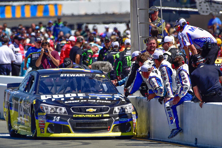 Hamlin didn’t give Stewart the win at Sonoma