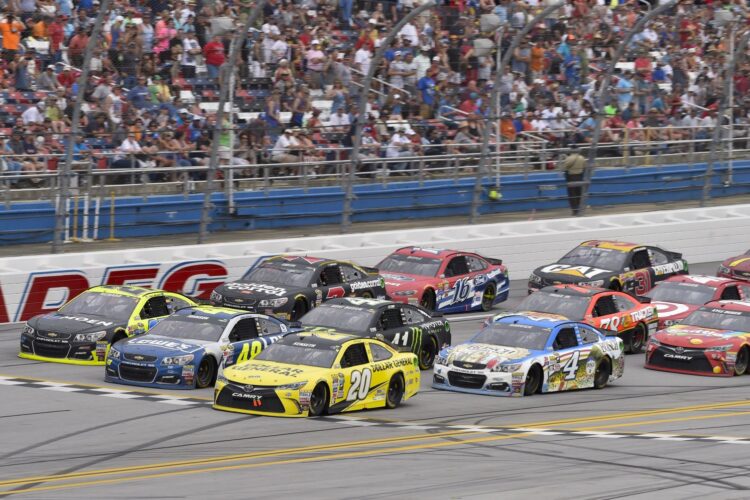 International Speedway profit dips