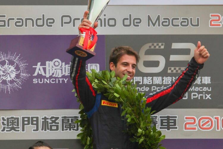 Da Costa beats Rosenqvist in Macau