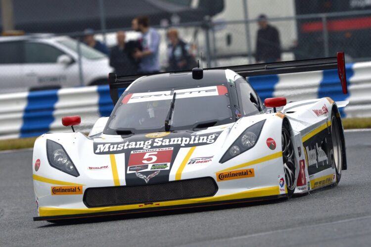 Rolex 24 Hour 18: Fittipaldi leads in #5 Corvette