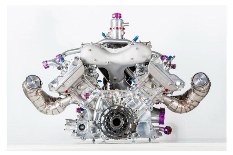 Porsche Reveals First Photos of 919 Hybrid Combustion Engine