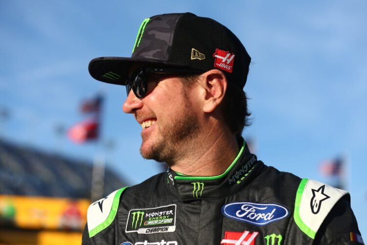 Kurt Busch files countersuit against agent