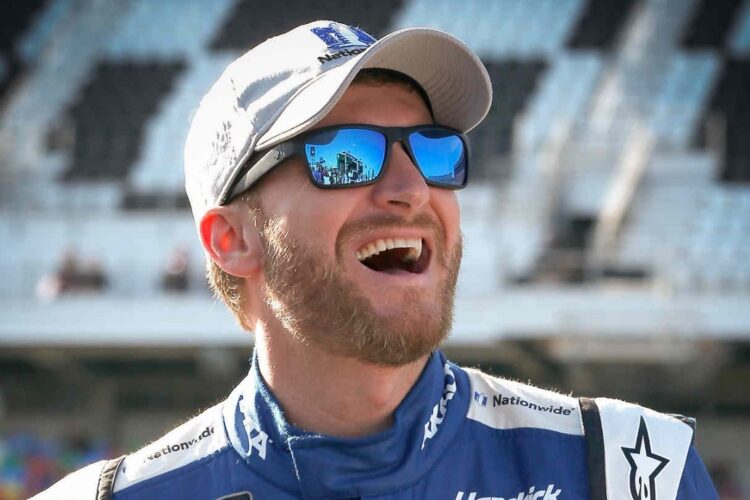 Dale Earnhardt Jr. willing to talk new contract with Hendrick